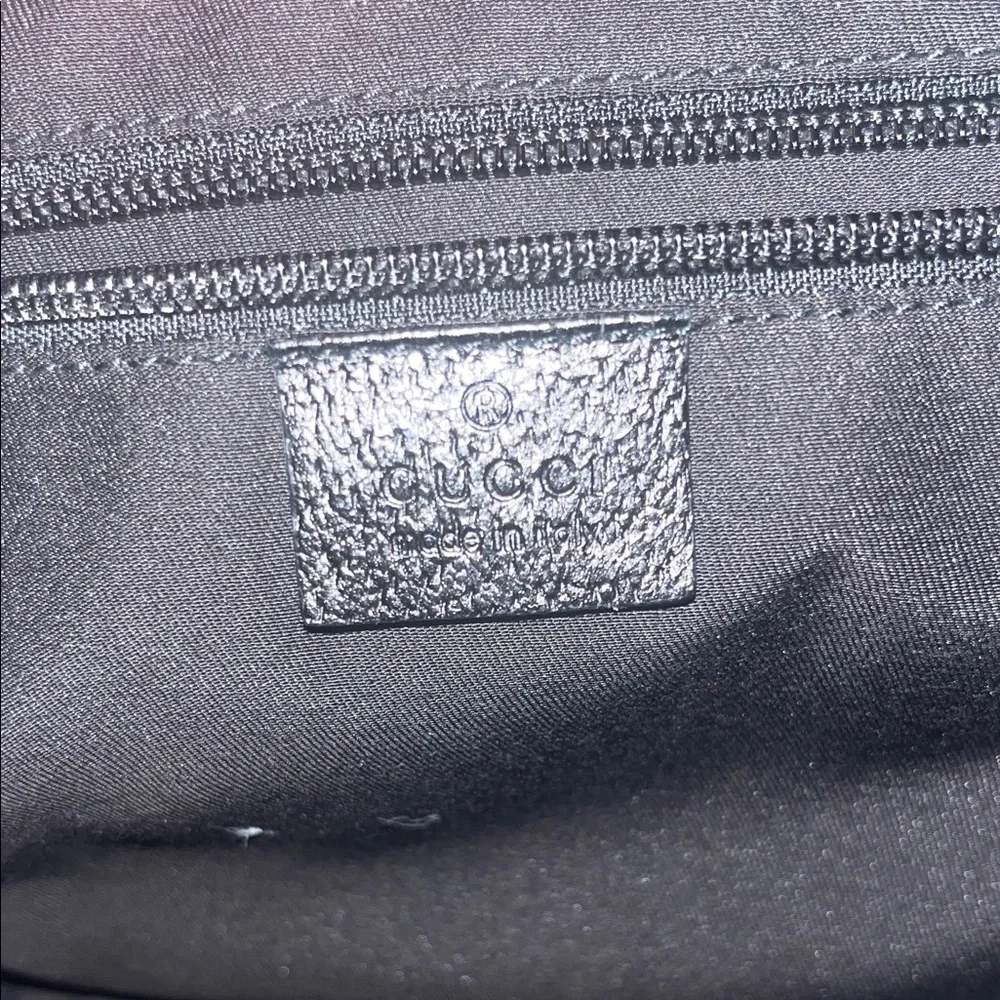 Gucci Black Monogram Shoulder Bag - Picture 7 of 13